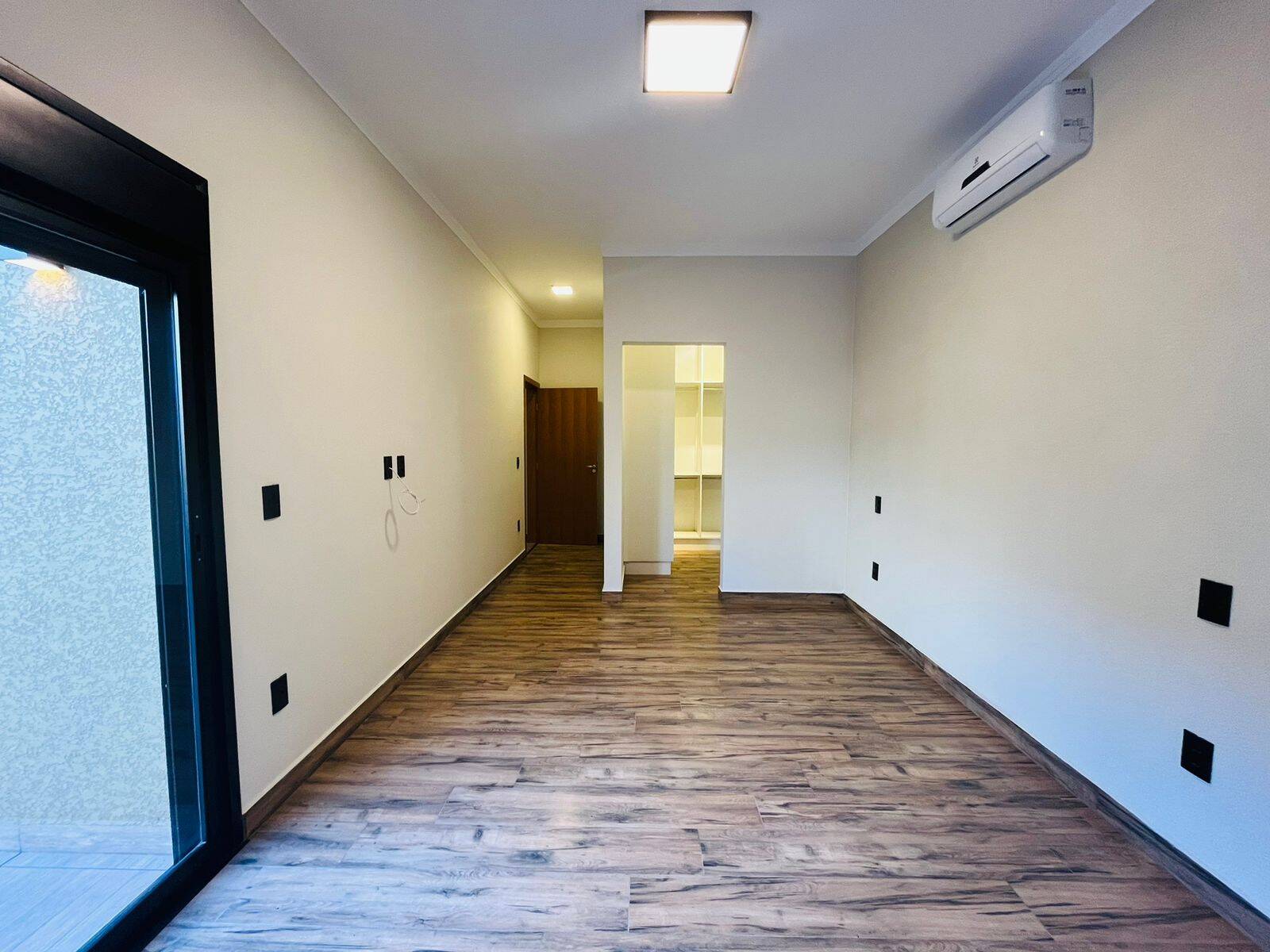 Casa à venda com 3 quartos, 200m² - Foto 25