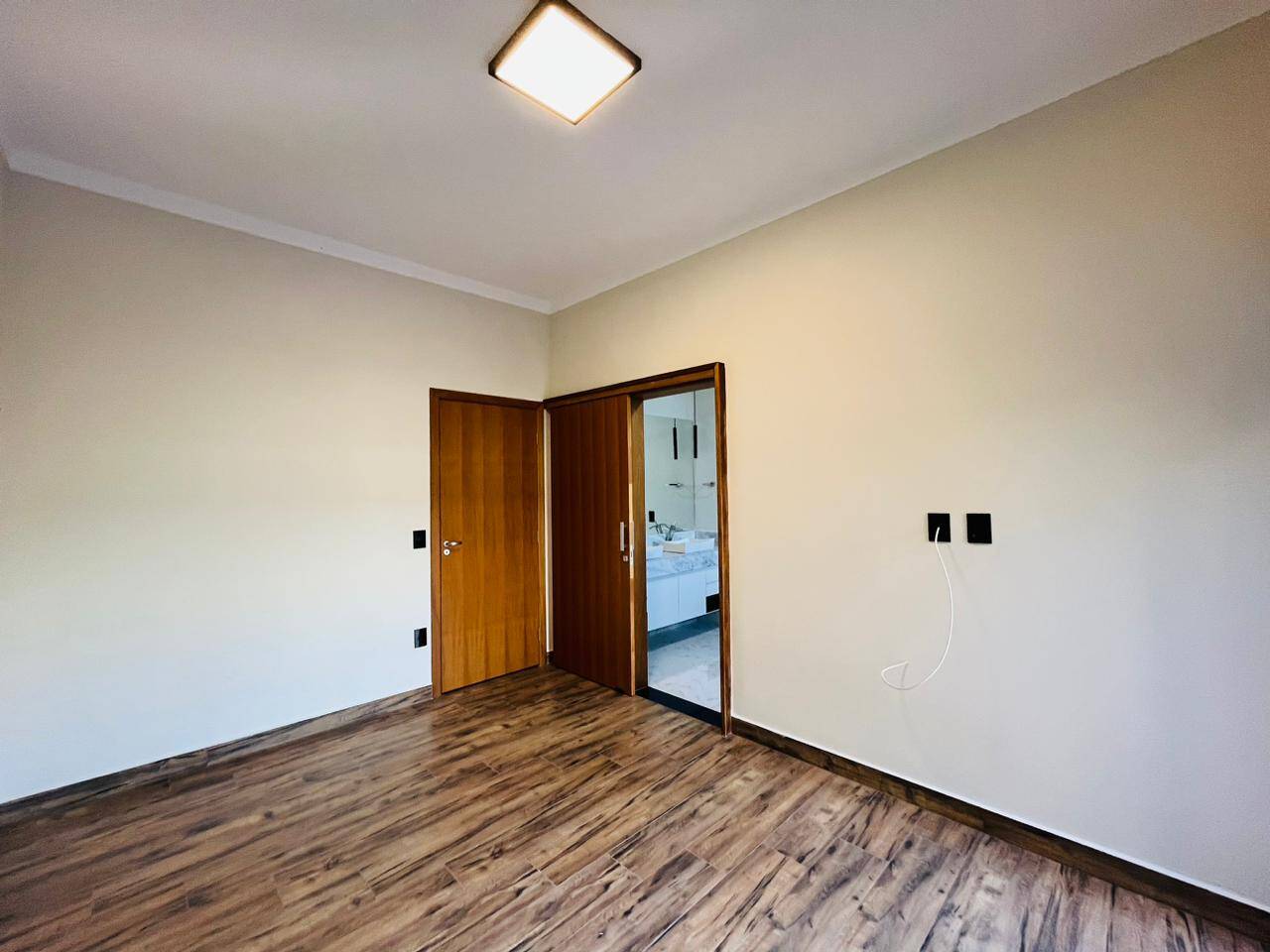 Casa à venda com 3 quartos, 200m² - Foto 15