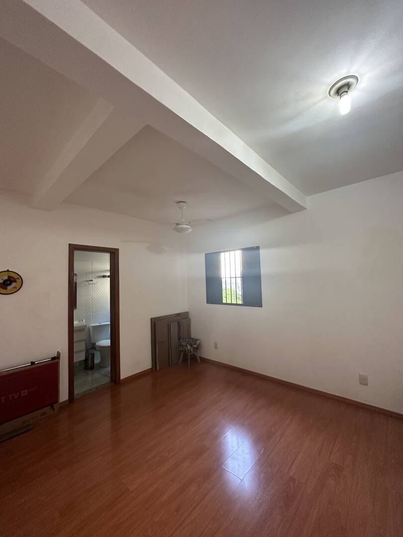 Casa à venda com 4 quartos, 511m² - Foto 18