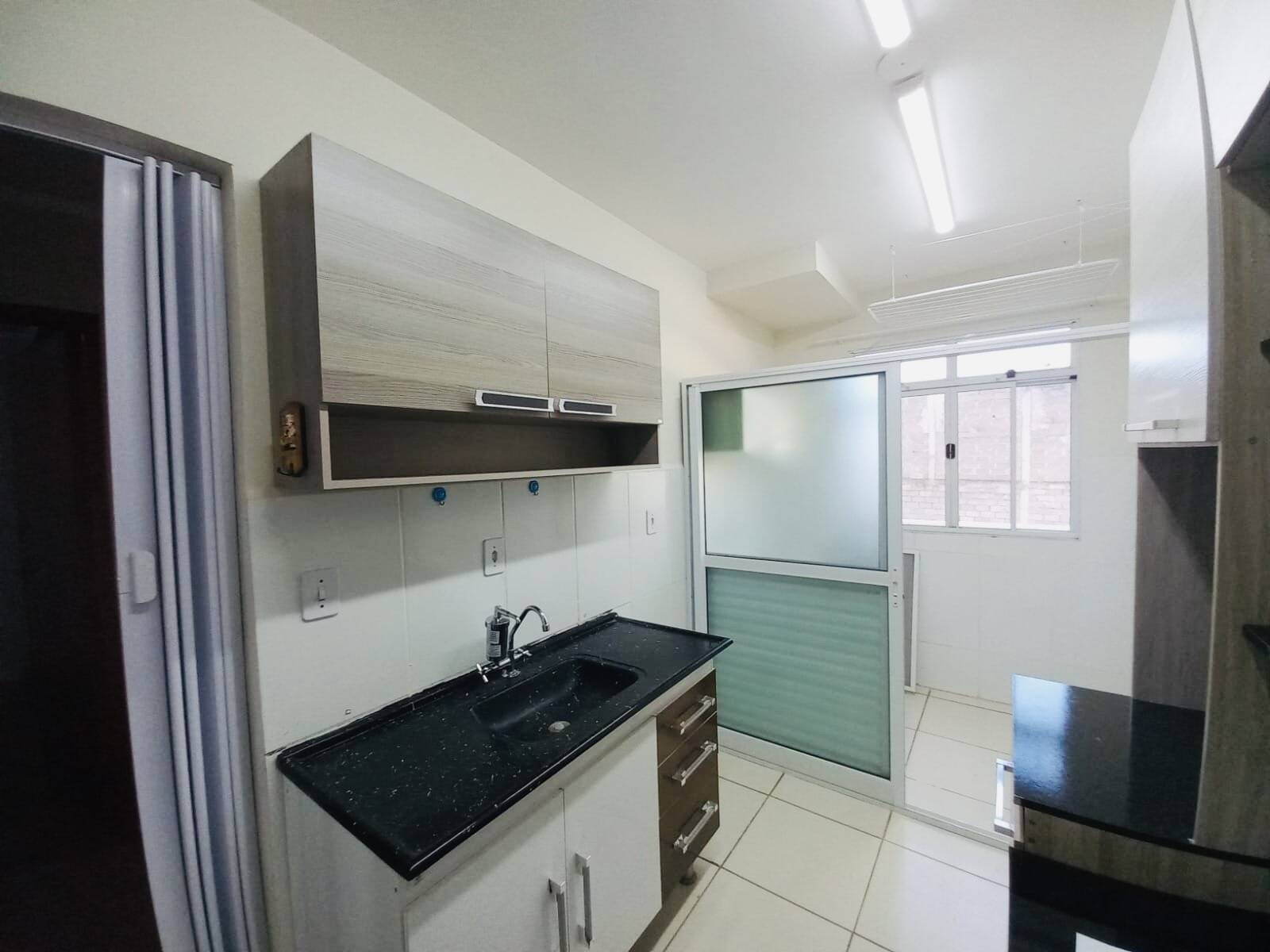 Apartamento à venda com 2 quartos, 49m² - Foto 4