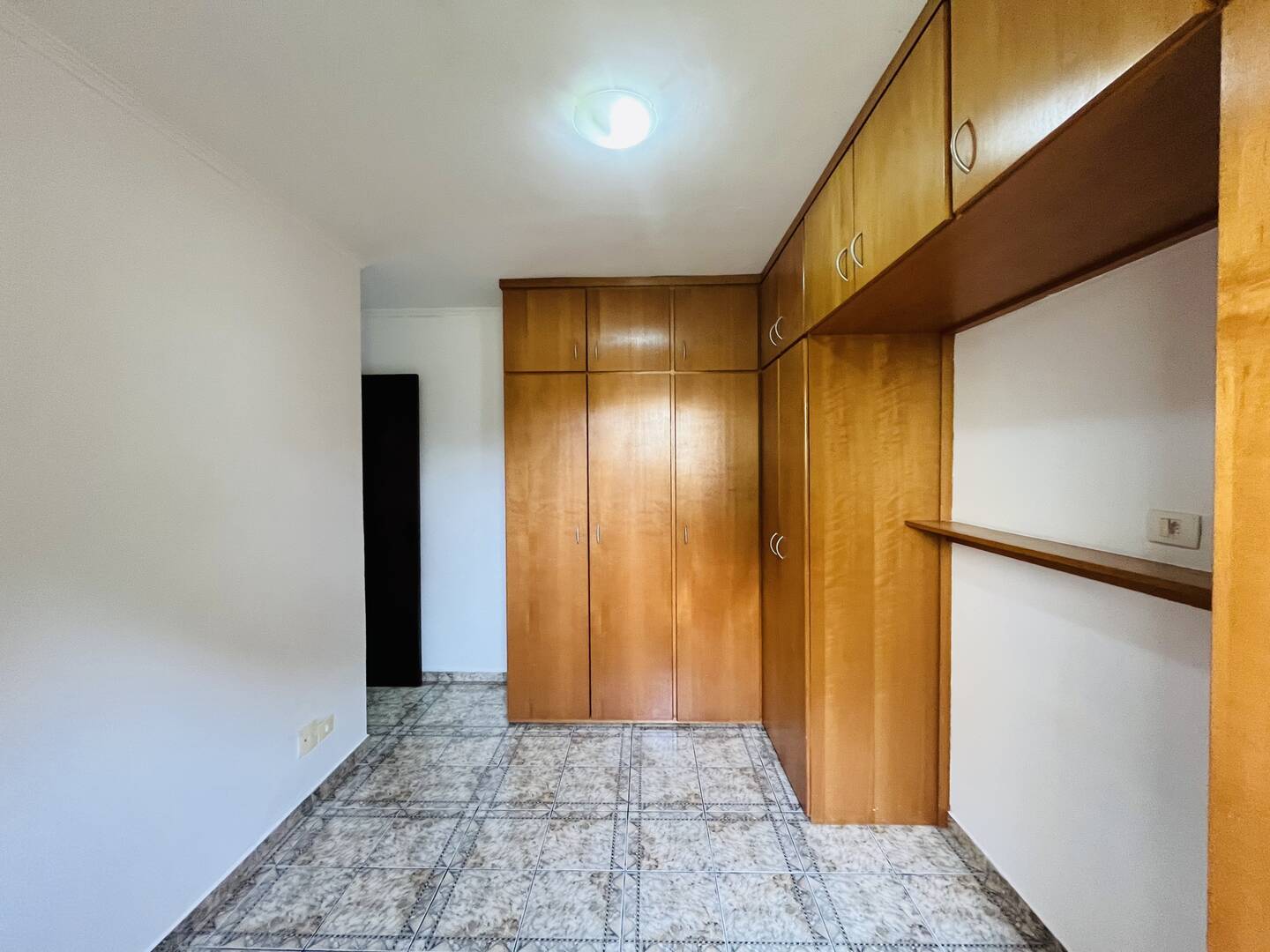 Casa para alugar com 2 quartos, 52m² - Foto 14