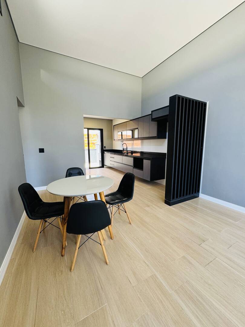 Casa à venda com 3 quartos, 83m² - Foto 5