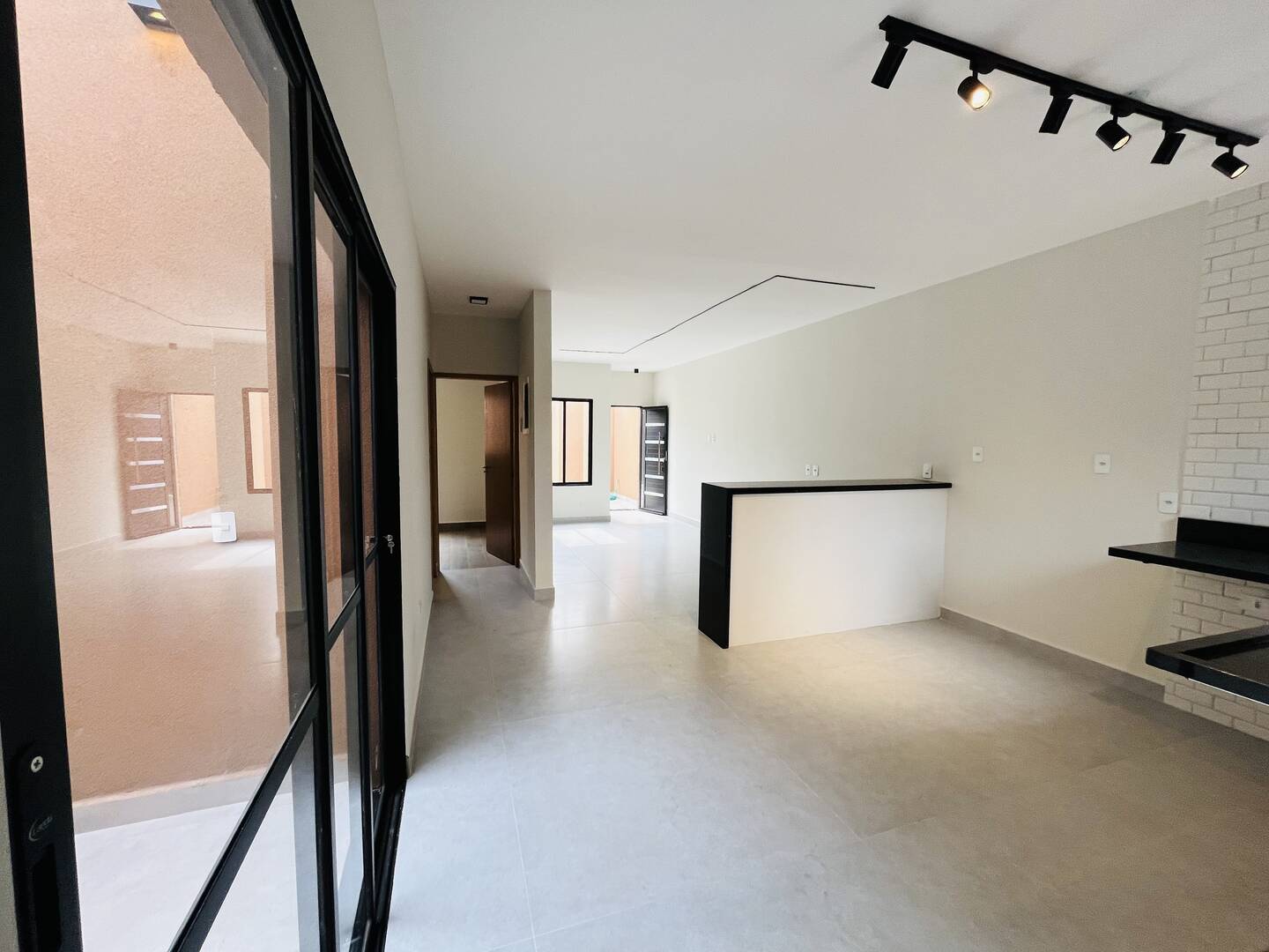 Casa à venda com 3 quartos, 88m² - Foto 8