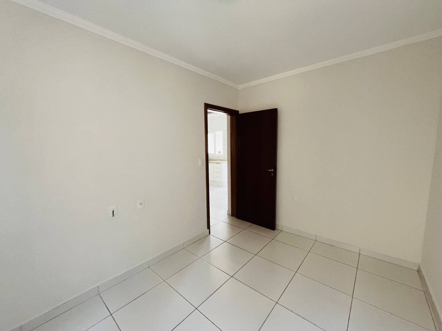 Apartamento à venda com 2 quartos, 60m² - Foto 11