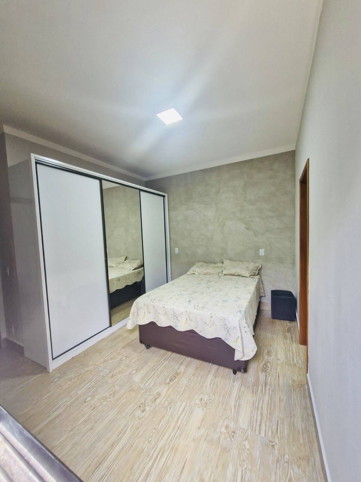 Casa à venda com 3 quartos, 96m² - Foto 12