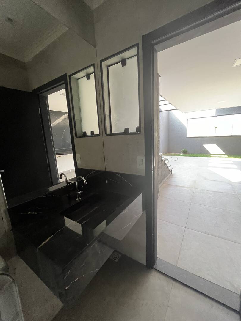 Casa à venda com 3 quartos, 120m² - Foto 25