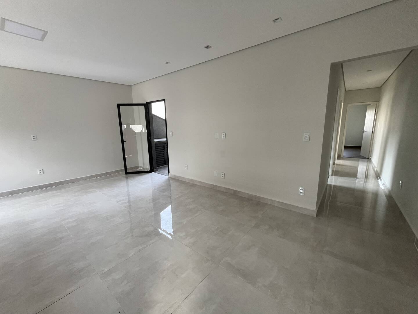 Casa à venda com 3 quartos, 120m² - Foto 6