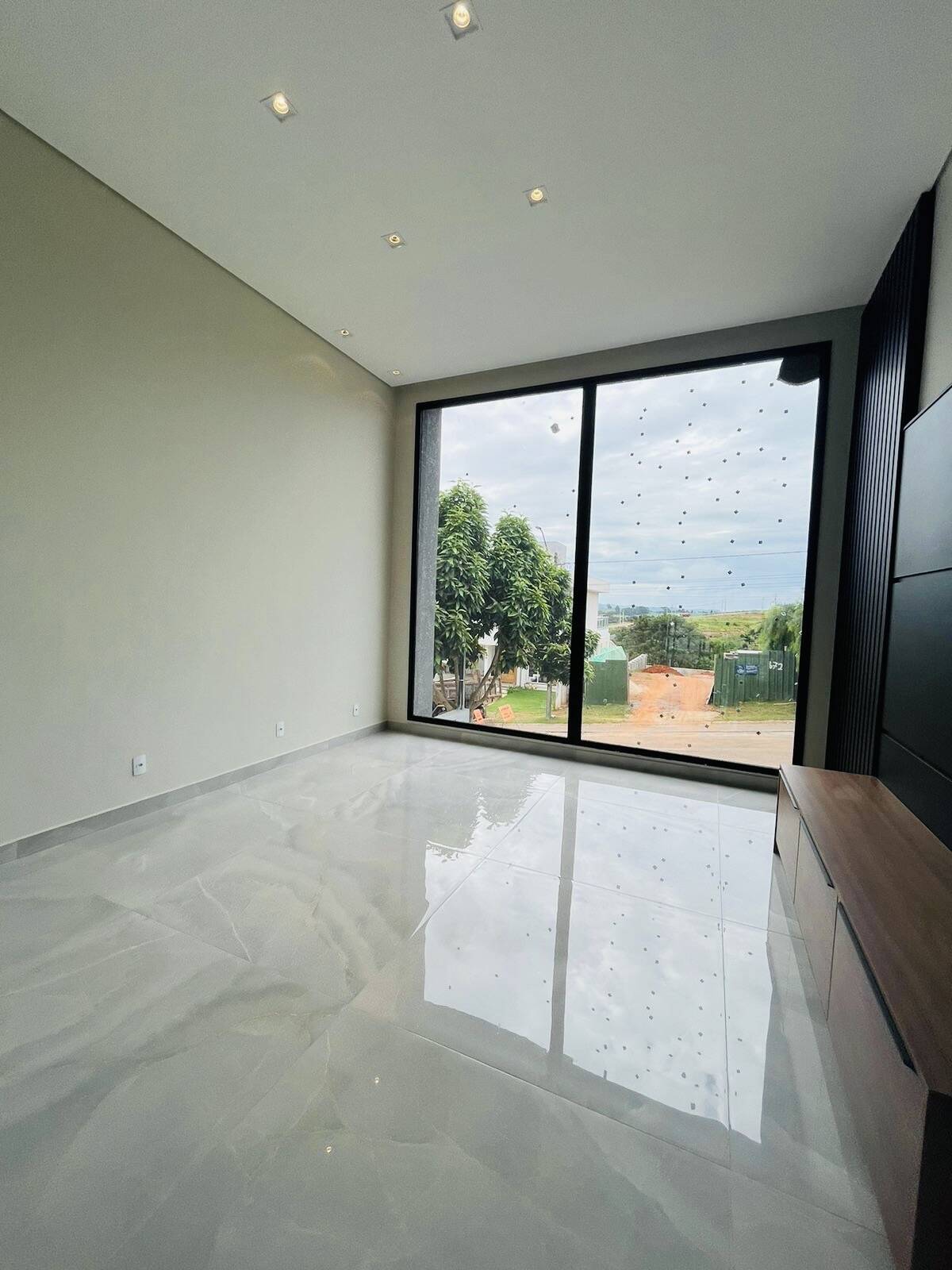 Casa à venda com 3 quartos, 200m² - Foto 4