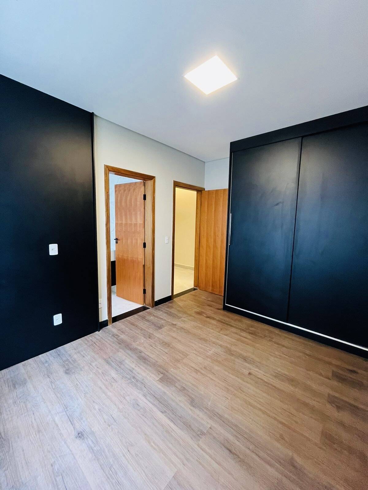 Casa à venda com 3 quartos, 200m² - Foto 12