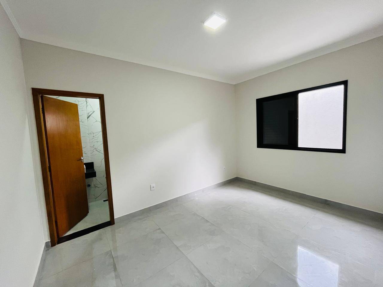 Casa à venda com 3 quartos, 116m² - Foto 14