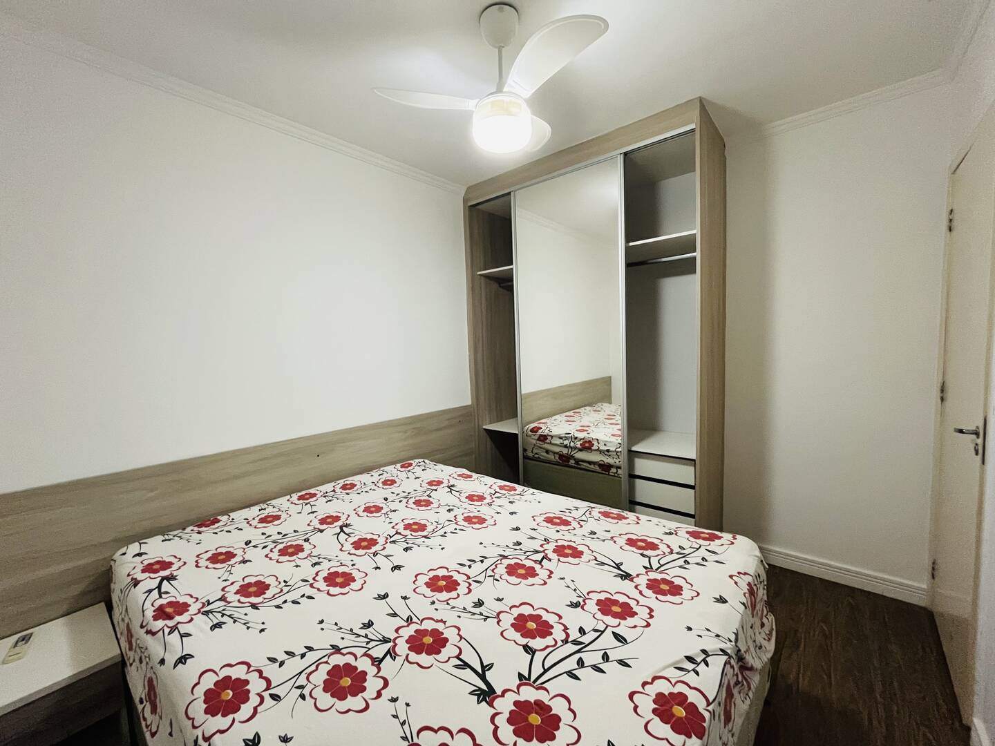 Apartamento à venda com 2 quartos, 50m² - Foto 14